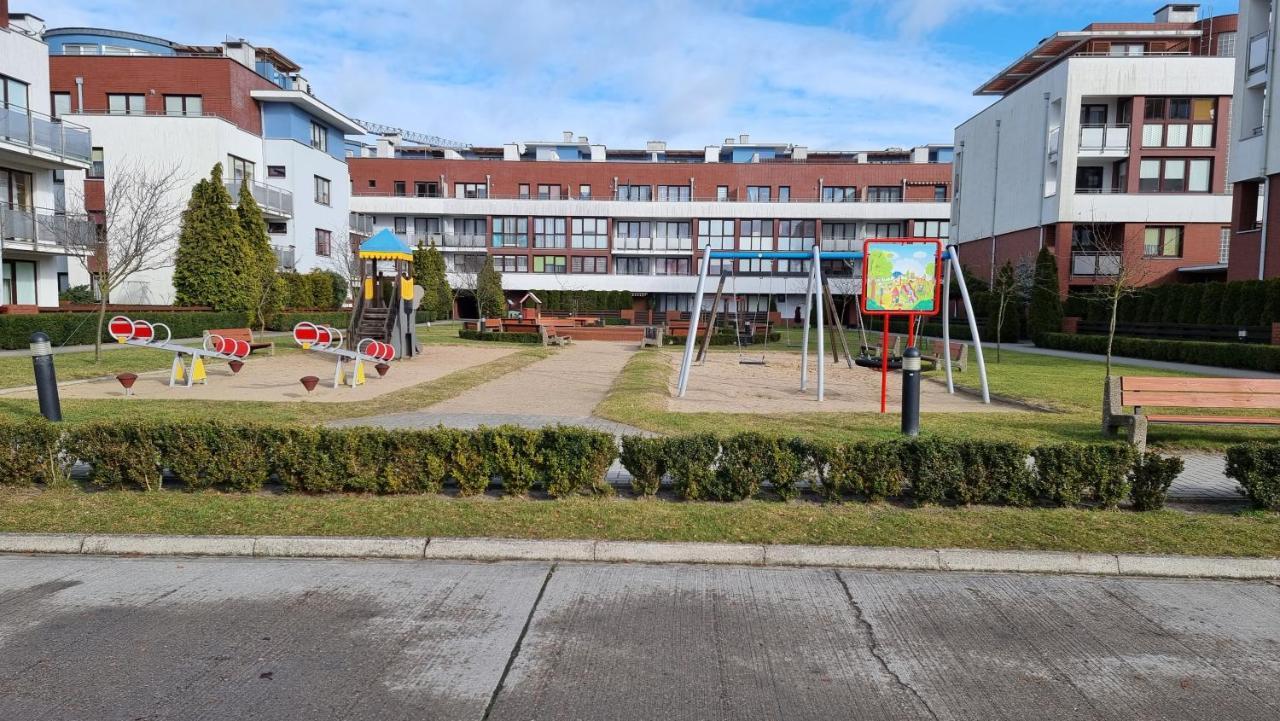 Apartament Piaskowy Jantar 2 Kolobrzeg Bagian luar foto
